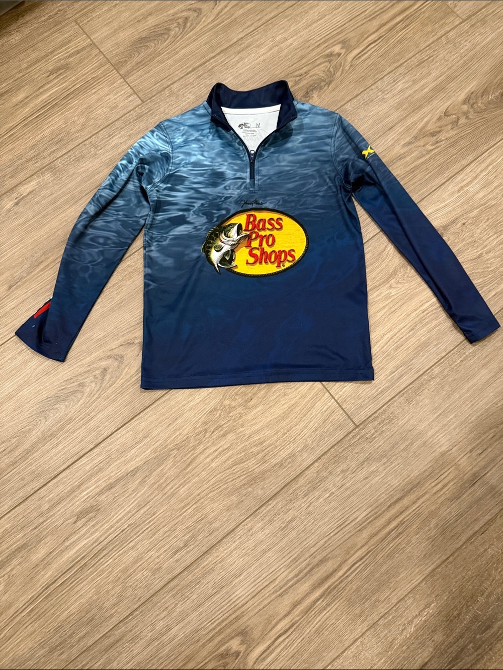 Bass Pro Shops Navy Blue Gradient Long-Sleeve Performance Top with Logo